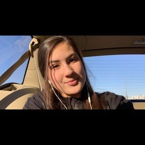 Meet your Posher, Grace